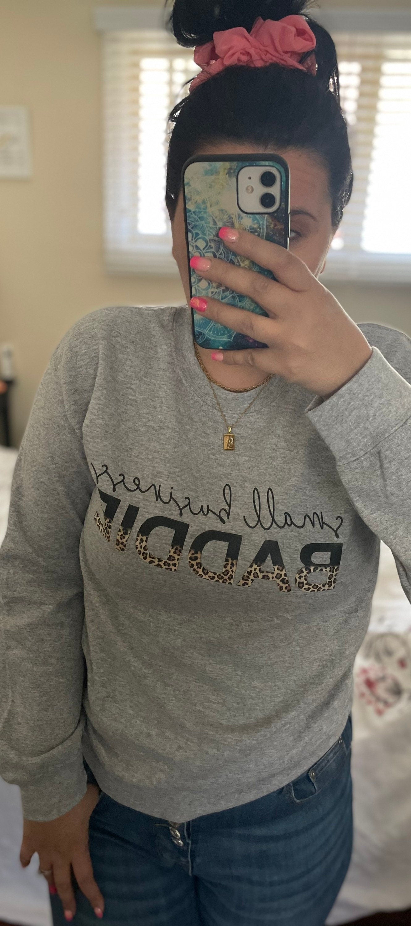 Small business baddie crewneck